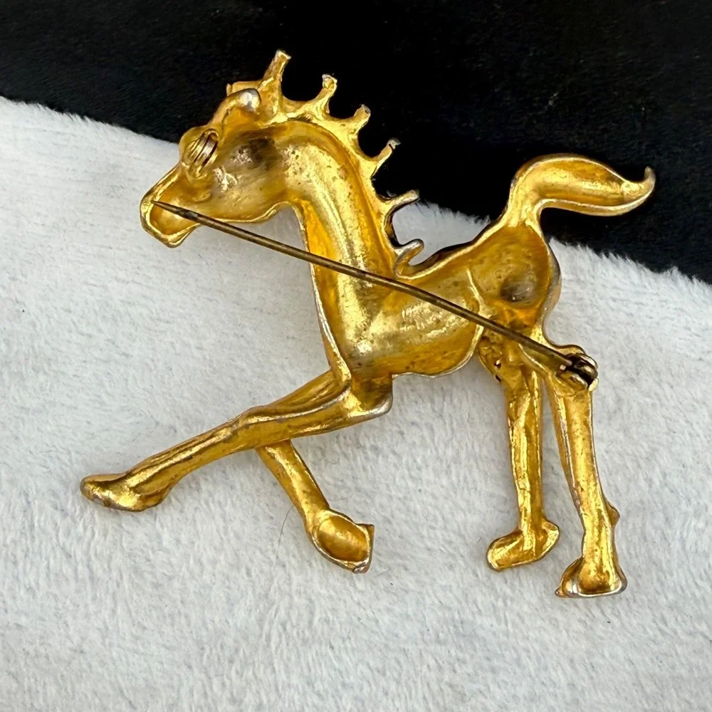 Vintage Horse Brooch Gold Tone Pot Metal